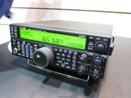 Front view (Courtesy of W2VV)
