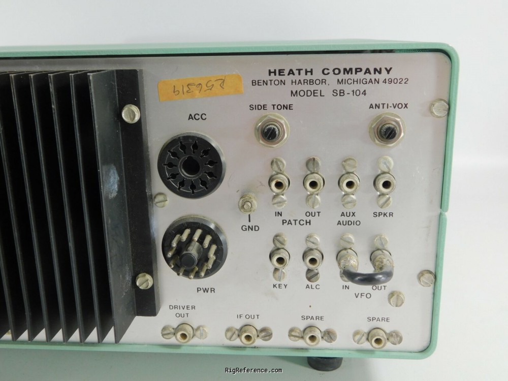 Heathkit SB104, Desktop Shortwave Transceiver