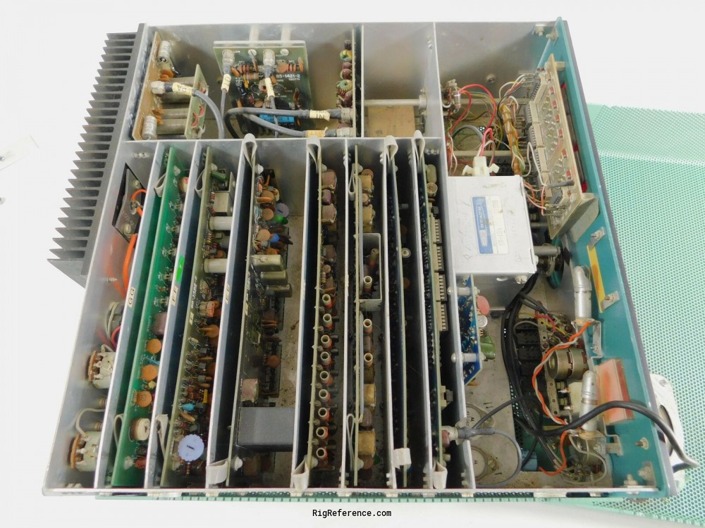 Heathkit SB104, Desktop Shortwave Transceiver
