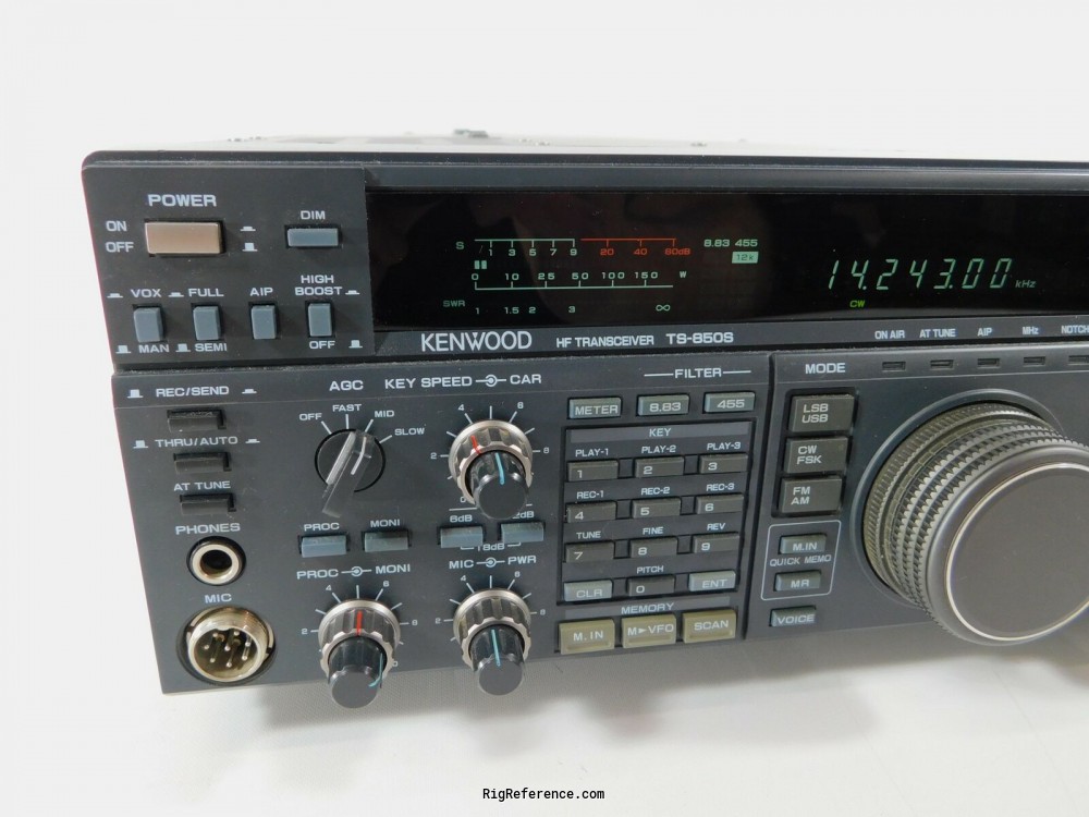 TS-850S　脚　４個　ねじ有　TRIO　ケンウッドHF無線機分解部品　送料込み